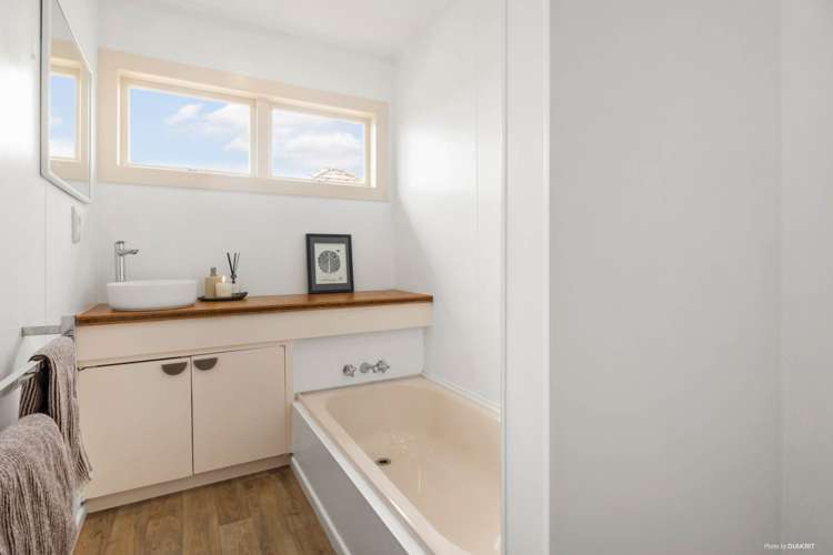 4 Locke Avenue Hillsborough_11