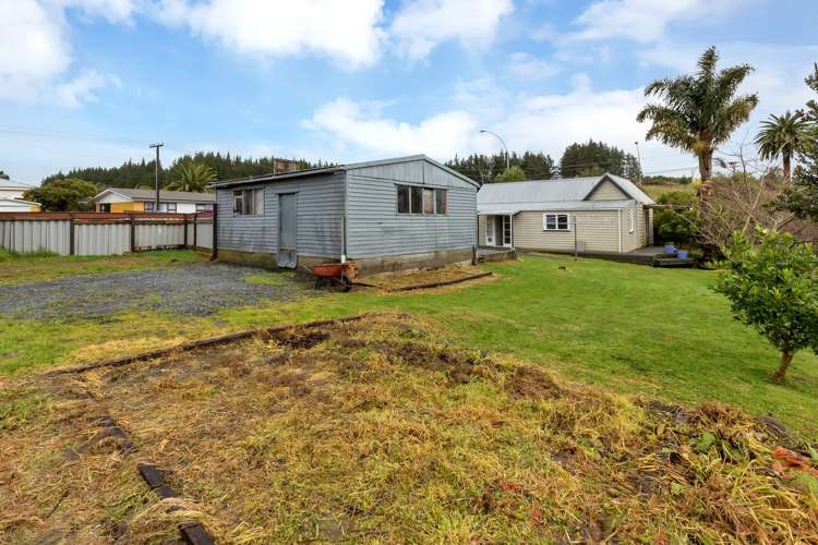 1 Buchanan Street Hikurangi_19