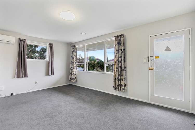 1/11 Peverel Street Riccarton_2