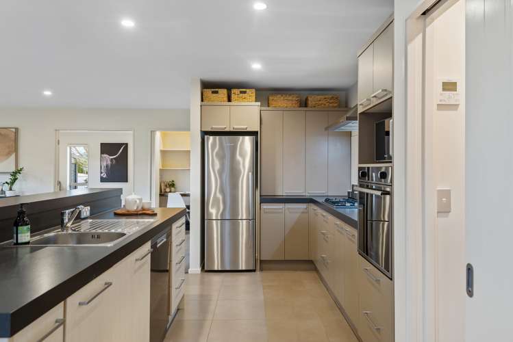 9 Hasendene Drive Lincoln_11