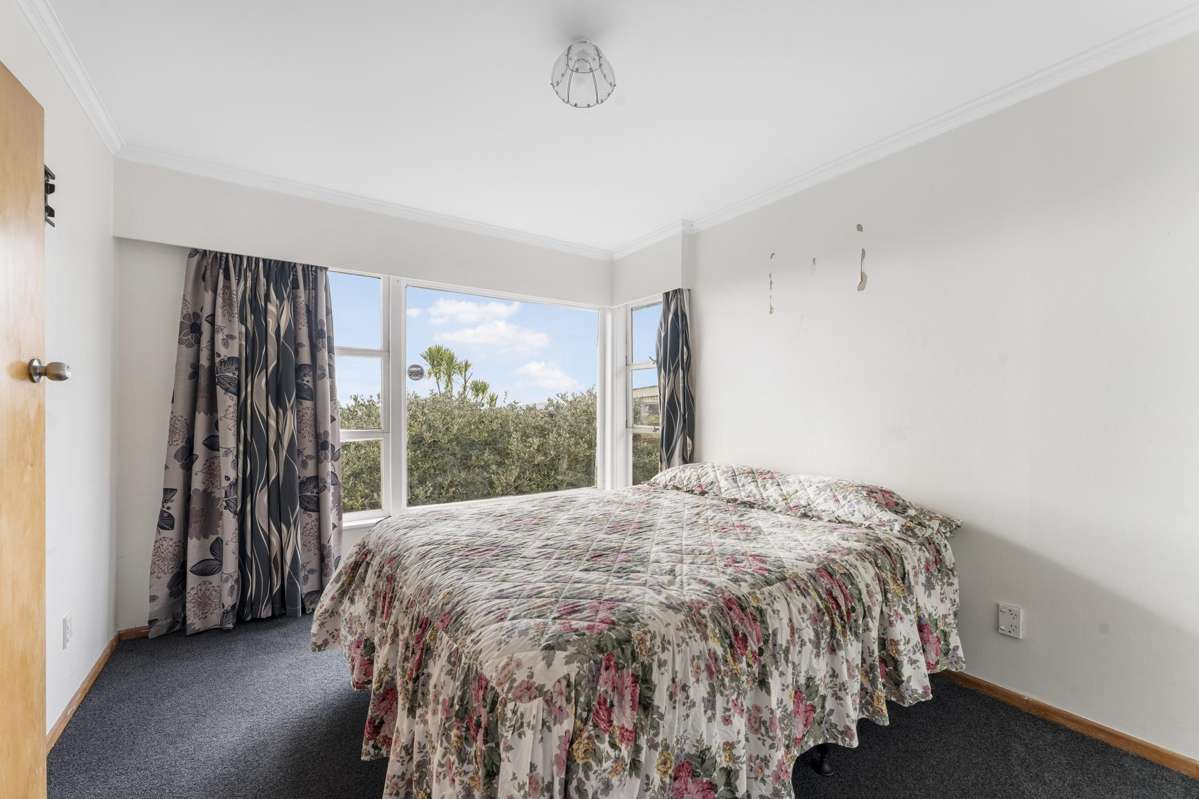 4247 Great North Road_5