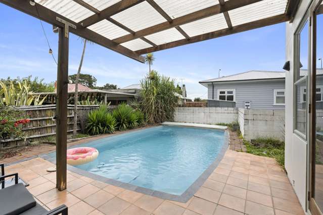 2/206 Onewa Road Birkenhead_1