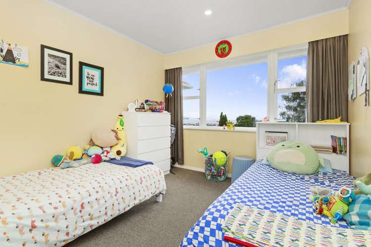 27 Magnolia Grove Maungaraki_4