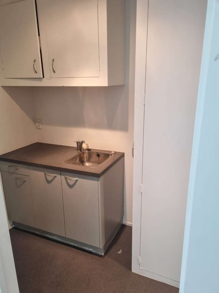 20/14 Broad Street Woolston_10