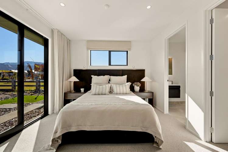 178 Burdon Loop Lake Hawea_16