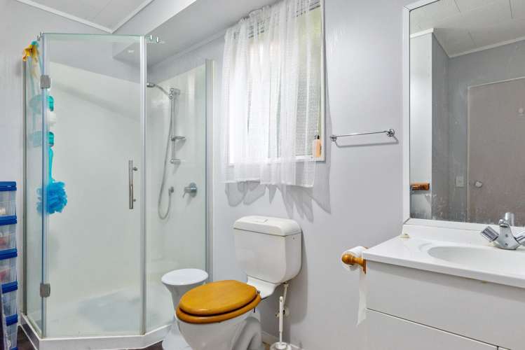 64 Poplar Avenue Raumati South_17