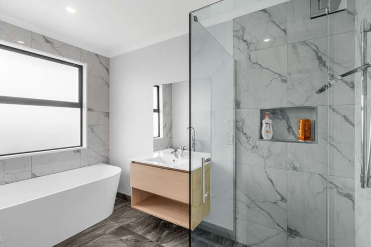 8 Hull Crescent Lincoln_13