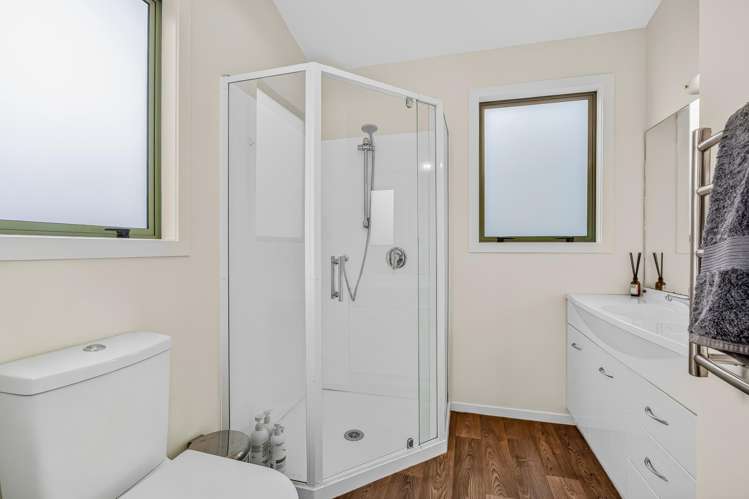 4B Wech Drive Warkworth_11