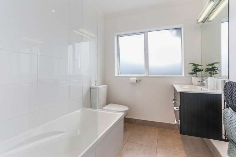 14a Bardia Street Belmont_16