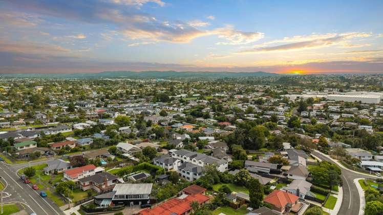 113 Beach Road Te Atatu Peninsula_39