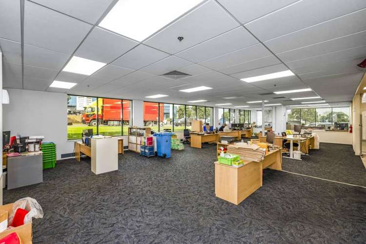 8-10 Vestey Drive Mount Wellington_7