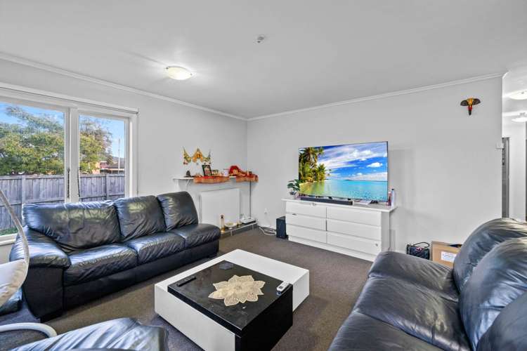 39 Sutton Crescent Papakura_3