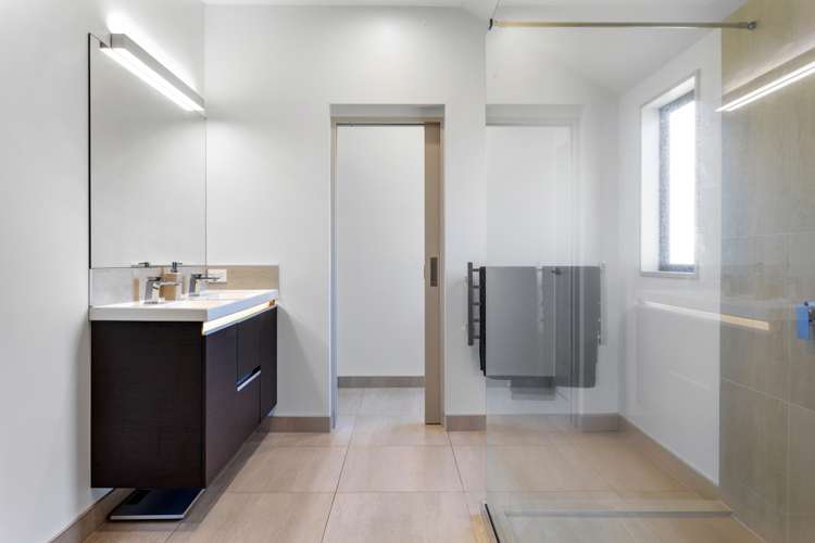 447 Oxford Road Fernside_11