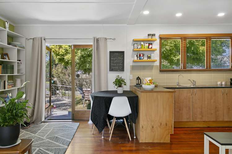 27 Hinemoa Avenue Taupo_6