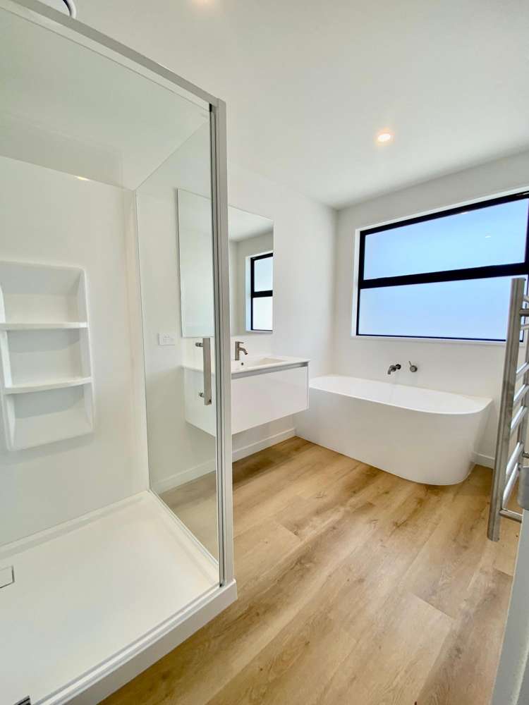 64 Southfield Drive Lincoln_12