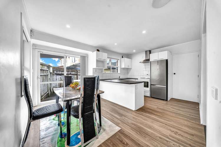 42 White Swan Road Mount Roskill_11