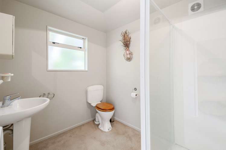 27 Turangitukua Terrace Kuratau_5