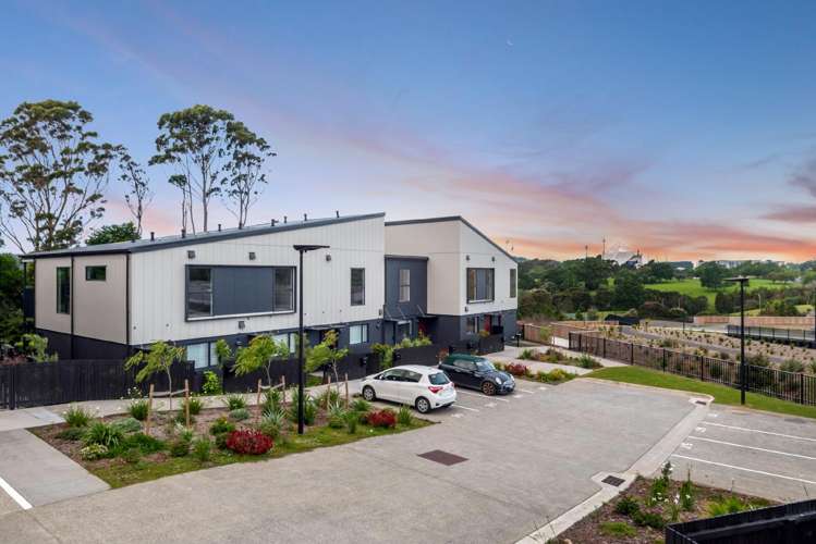 8/7 Parapara Place Albany_13