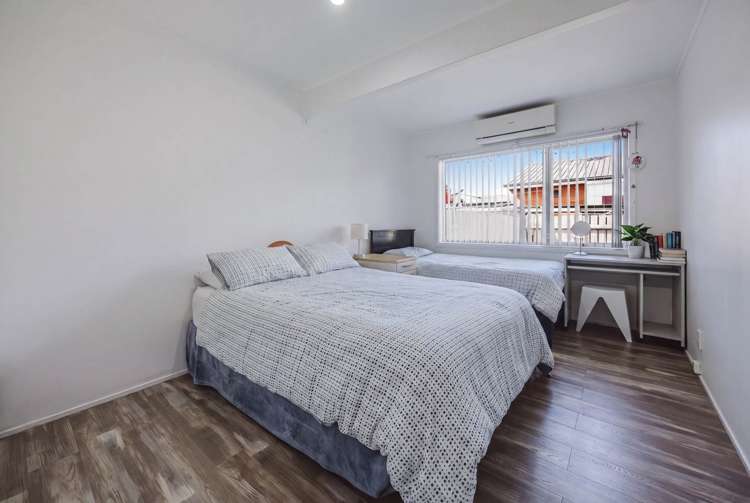 2/148 Penrose Road_4