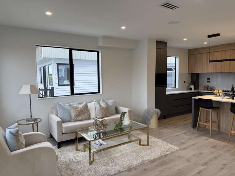 9 Spars Road 1629_4