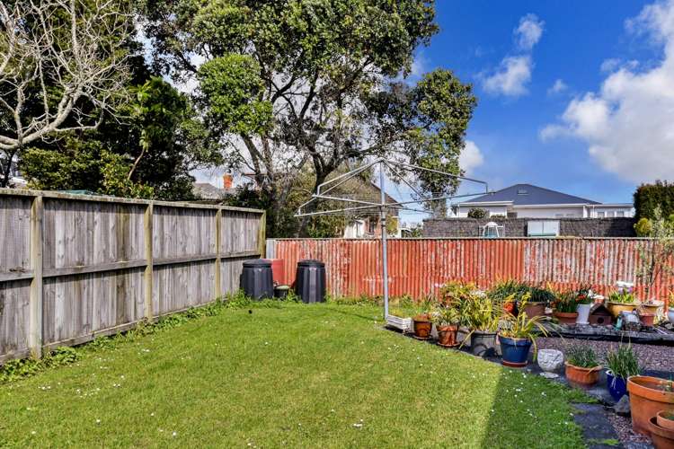 2/9 Kawerau Avenue Devonport_16