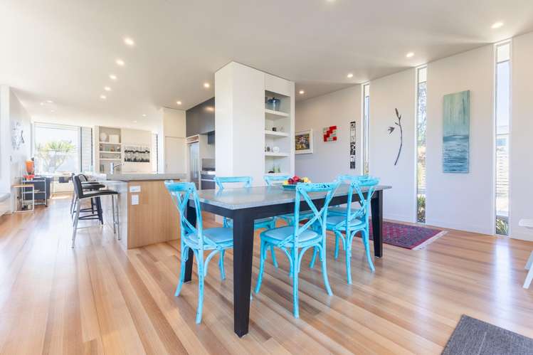 4 Frances Street Waikanae Beach_12