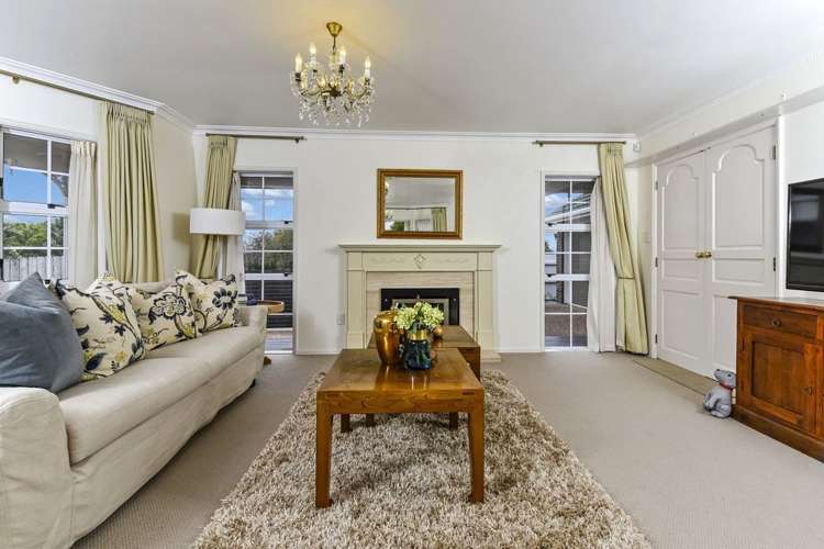 213 East Coast Road Castor Bay_7