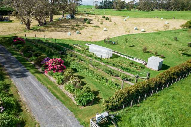 736 Tukairangi Road Kinloch_3