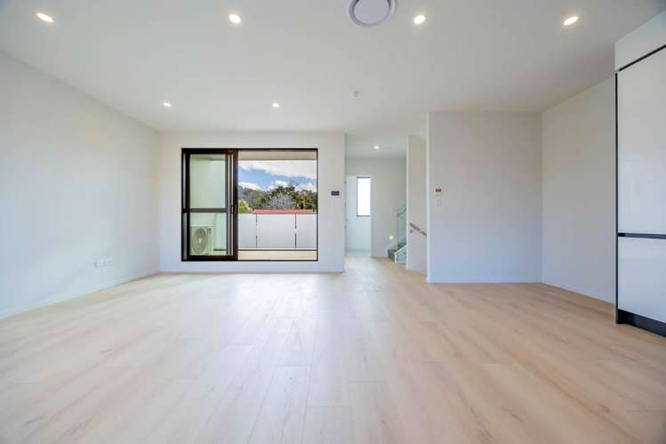 6/8 Alpers Avenue Epsom_2