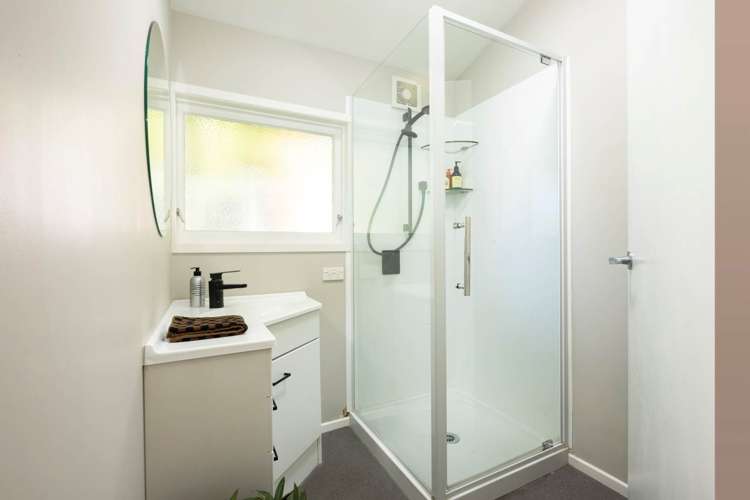 16 Daffodil Street Titirangi_12