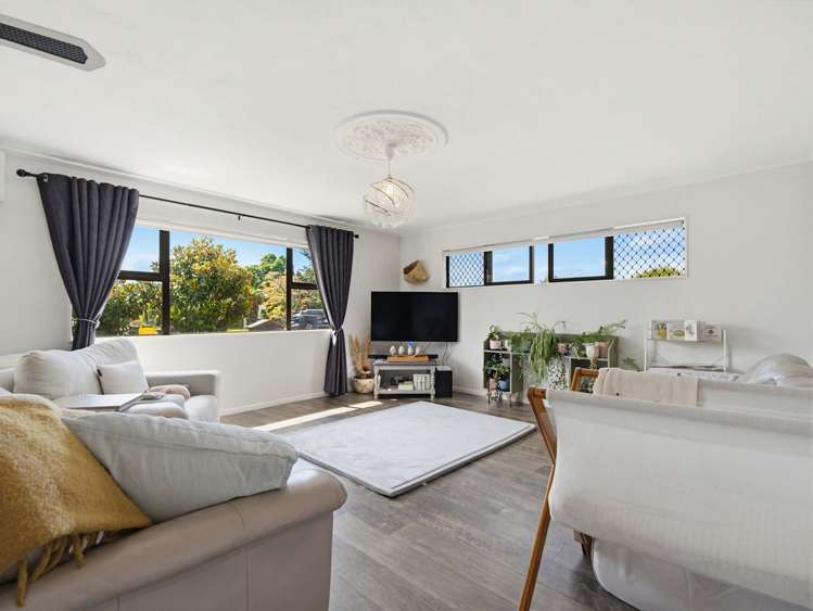 32a Holland Street Glenholme_9