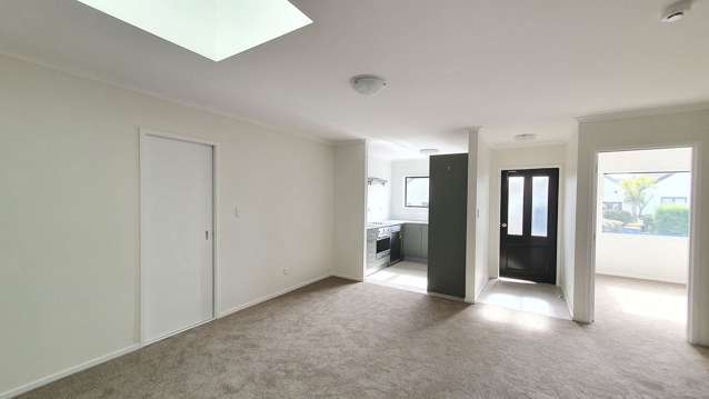 134/172 McLeod Road Te Atatu South_2