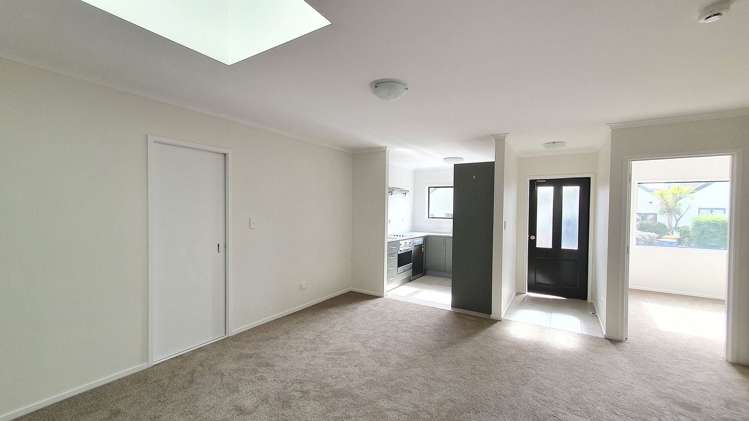 134/172 McLeod Road Te Atatu South_2