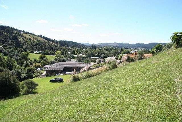 4 Governors Heights Whangamata_1