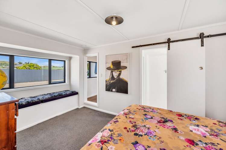 13 Howard Road Taradale_19