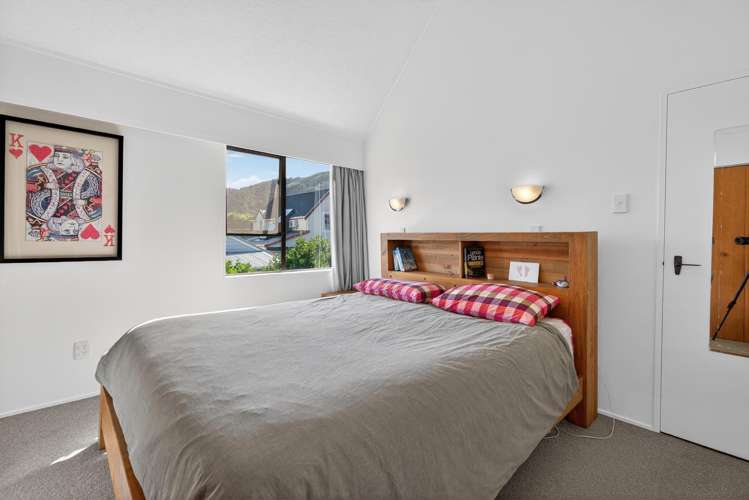 3B Pukatea Street Eastbourne_12
