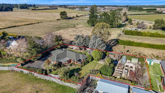 Expansive section, quality living