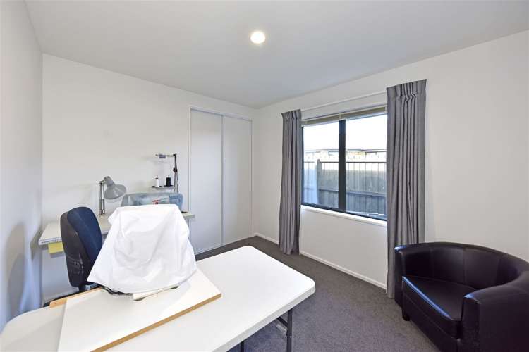 12 Sweet Waters Place Woolston_13