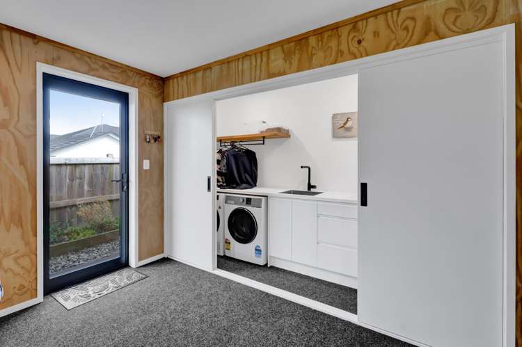 26 Mercade Close Stratford_35