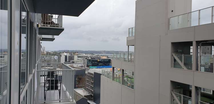 8D/189 Hobson Street 10015_10