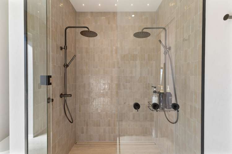 82 Princes Drive Britannia Heights_16