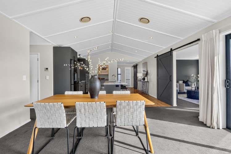 34 Alan Livingston Drive Cambridge_10