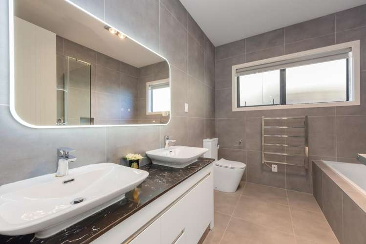 33 Johns Creek Crescent Silverdale_12