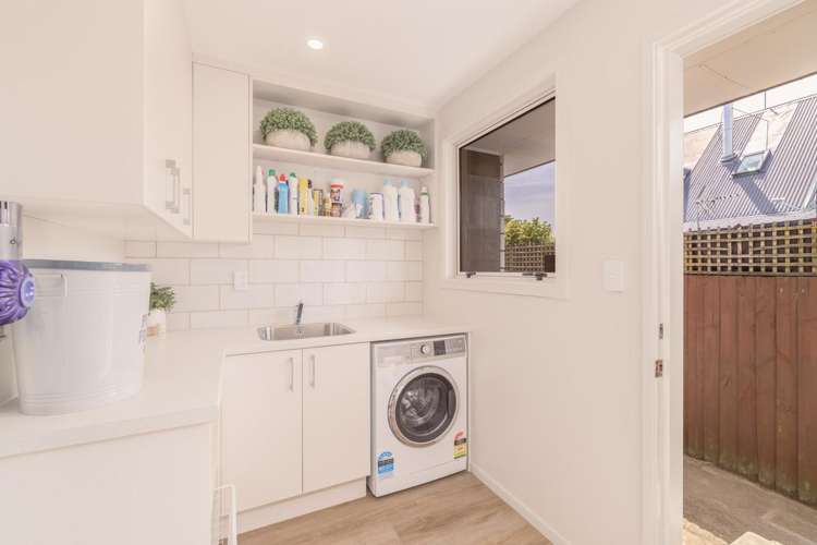 83 Solomon Avenue Redwood_10