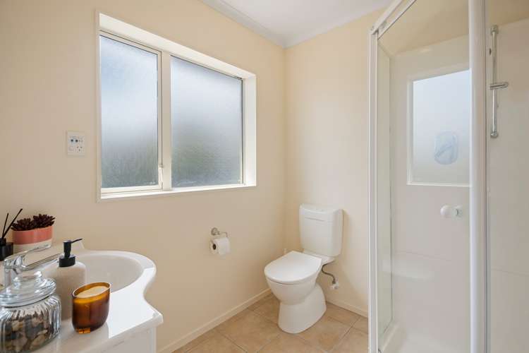 17 Quadrant Heights Paraparaumu_12