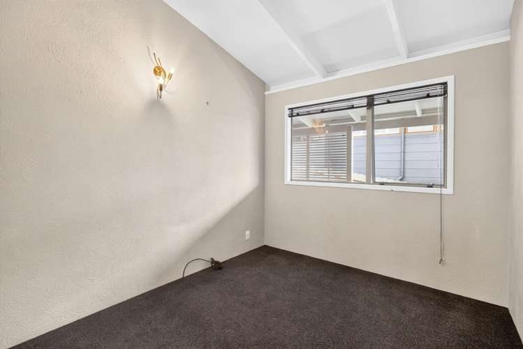 14A Penton Road Stanmore Bay_11