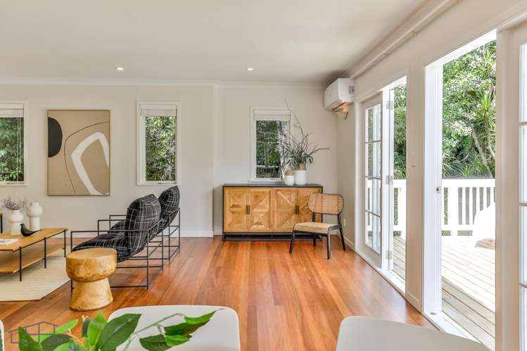 155 Scenic Drive Titirangi_9