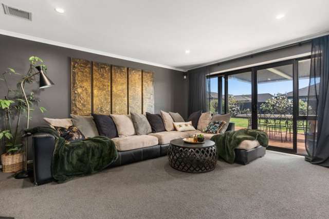 Slick, Sweet and Sexy! A Stonebrook Oasis