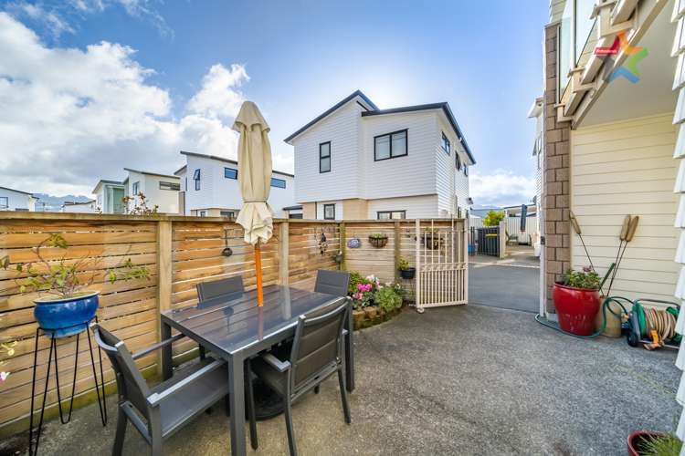 23 Latimer Way Petone_15