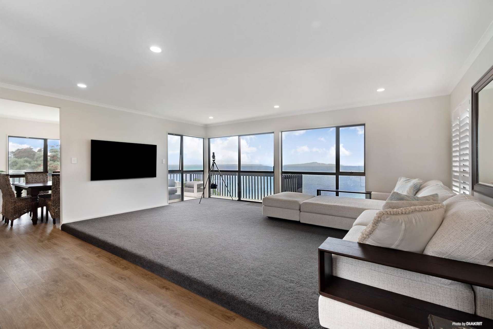 827 Whangaparaoa Road Manly_0